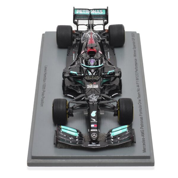 Miniatura Lewis Hamilton - Mercedes W12 - Vitória Espanha 100ª Pole F1 2021 - 1:43 - Imagem 3
